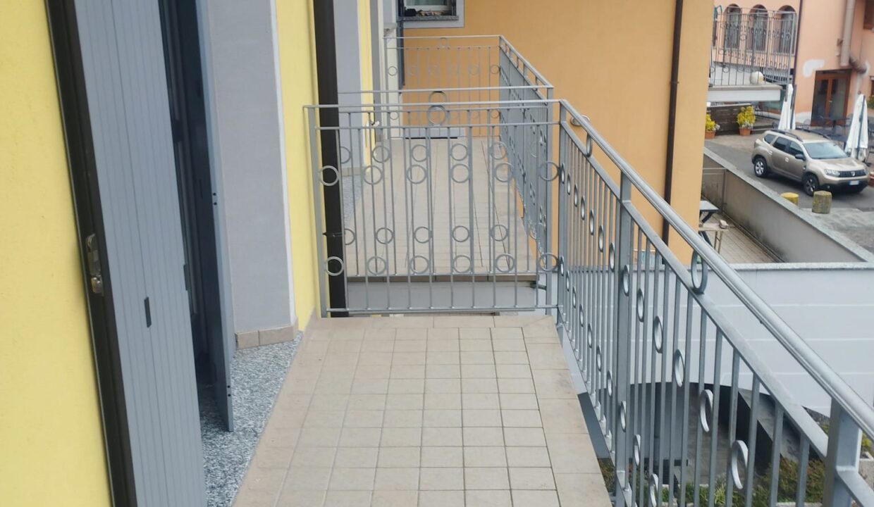 1da0dac9-1294-4e2d-b990-40f9307d9d52